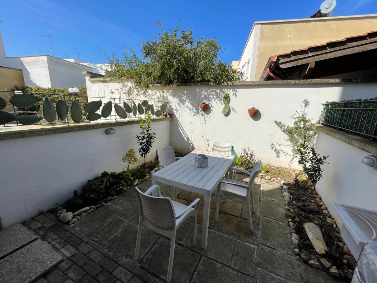 Casa Vacanza Sun & Relax Santa Maria al Bagno Exterior photo